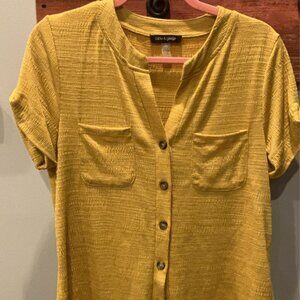 Cable & Gauge Gold Button Up Lightweight Large Womens